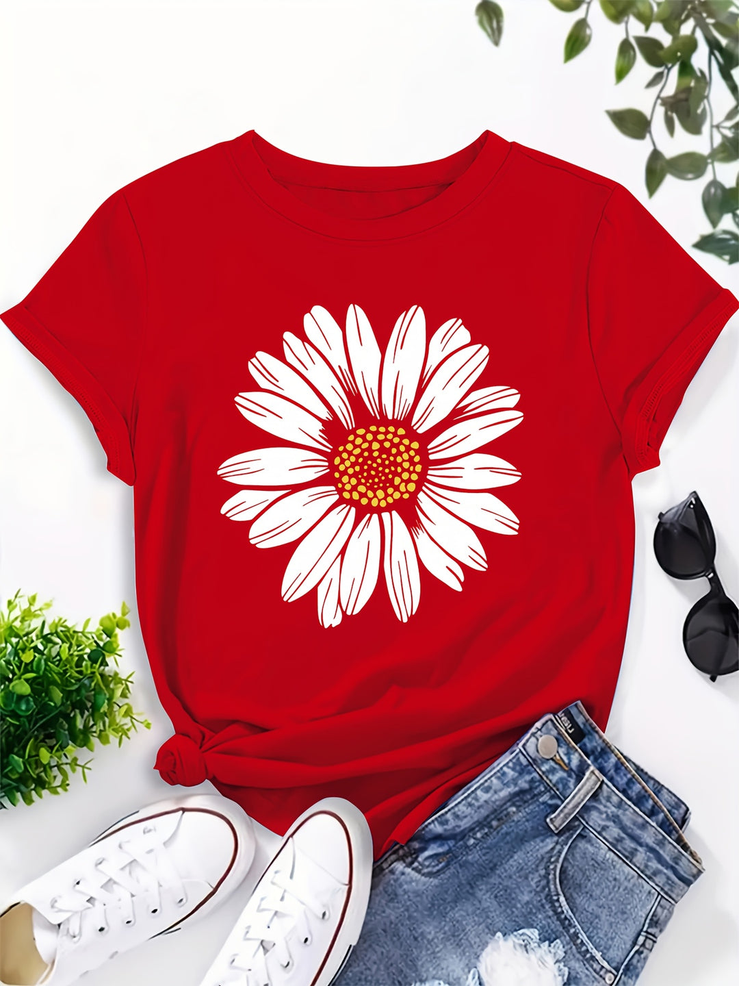 Daisy™ | Floral Print Crew Neck Tee