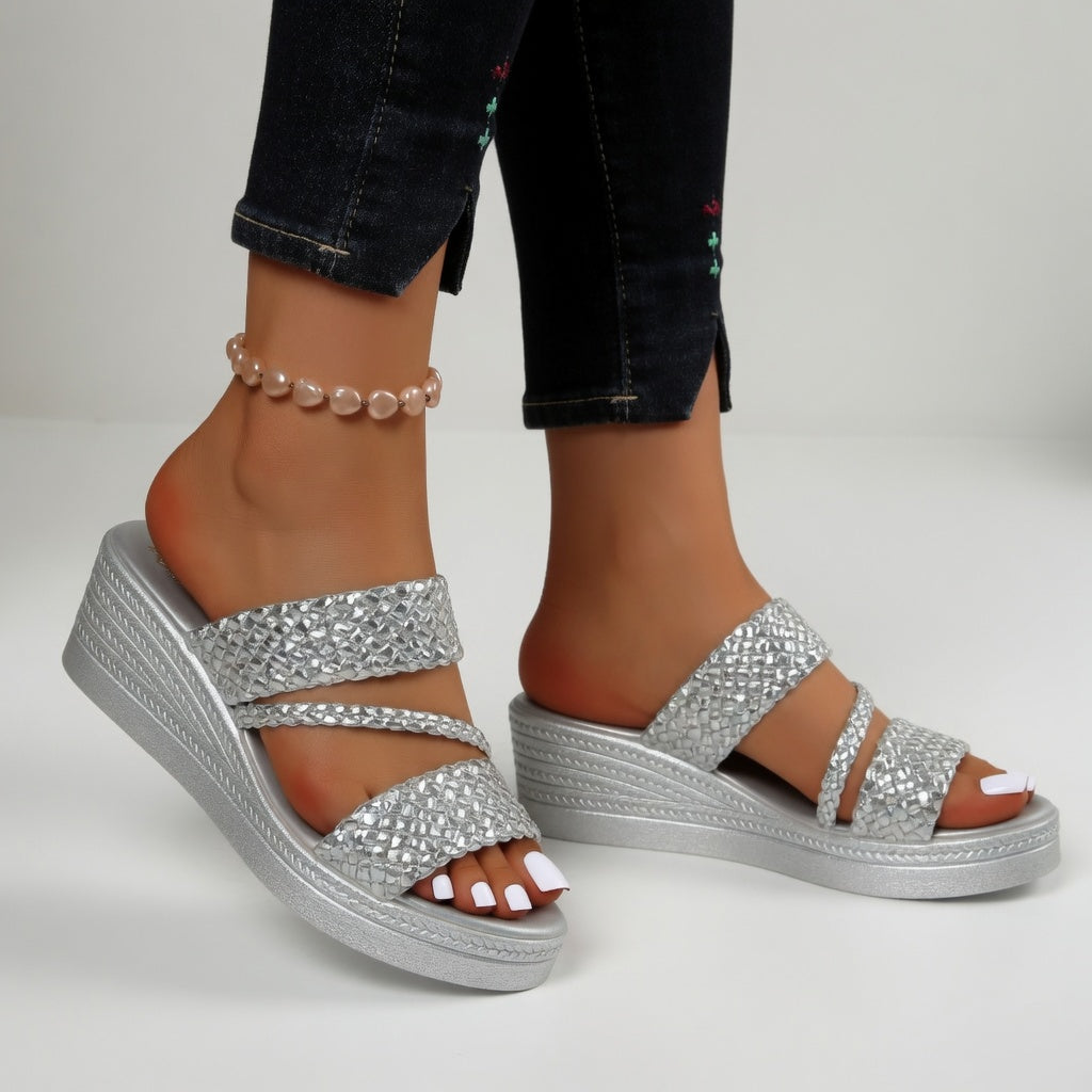 Tresseline™ | Woven Wedge Mule with Cushioned Sole