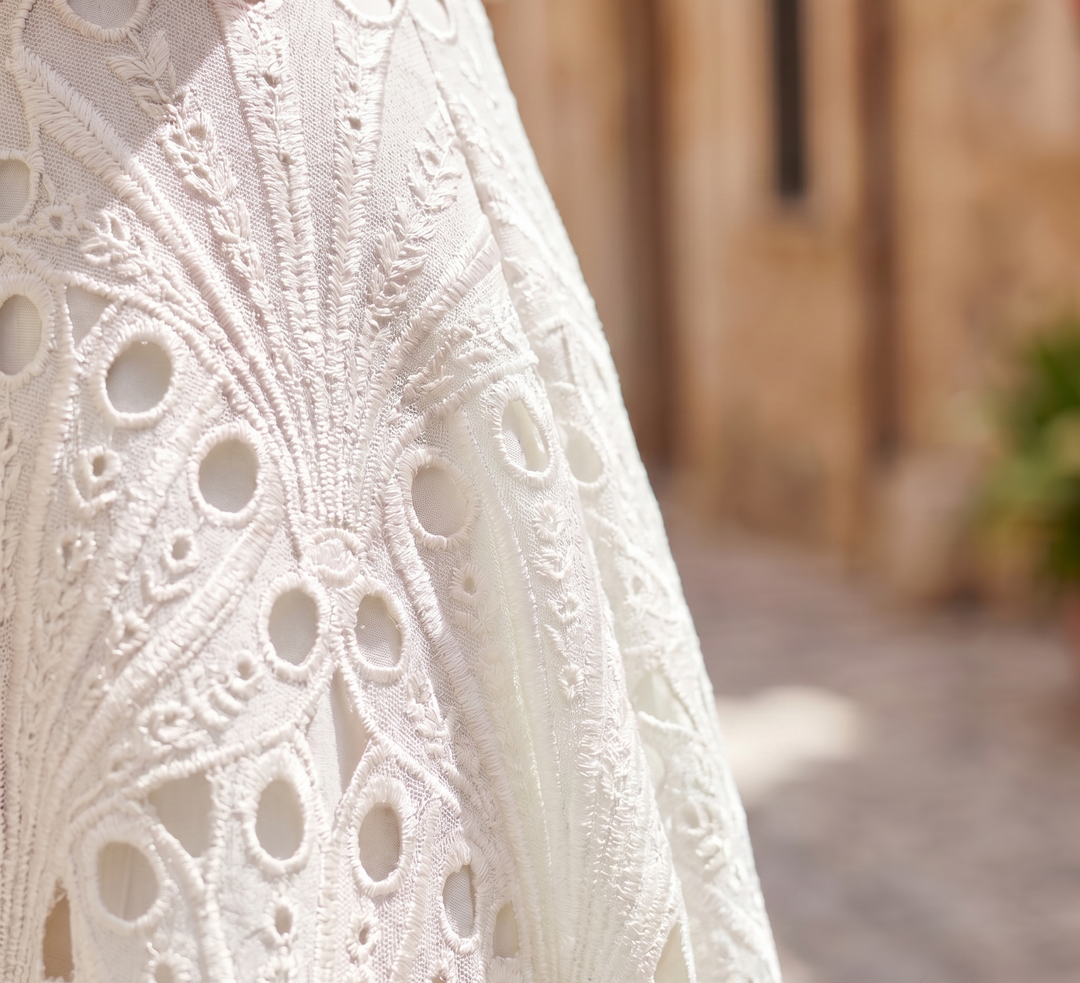 Celestine™ | Elegant Lace Midi Dress